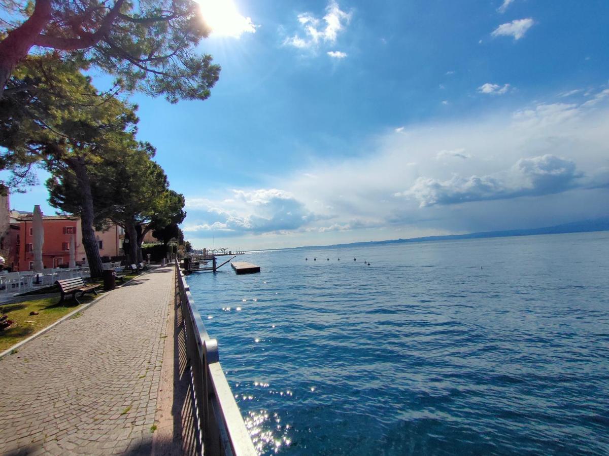 Garda Dreams Apartment Torri del Benaco Kültér fotó
