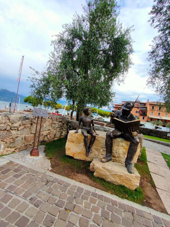 Garda Dreams Apartment Torri del Benaco Kültér fotó