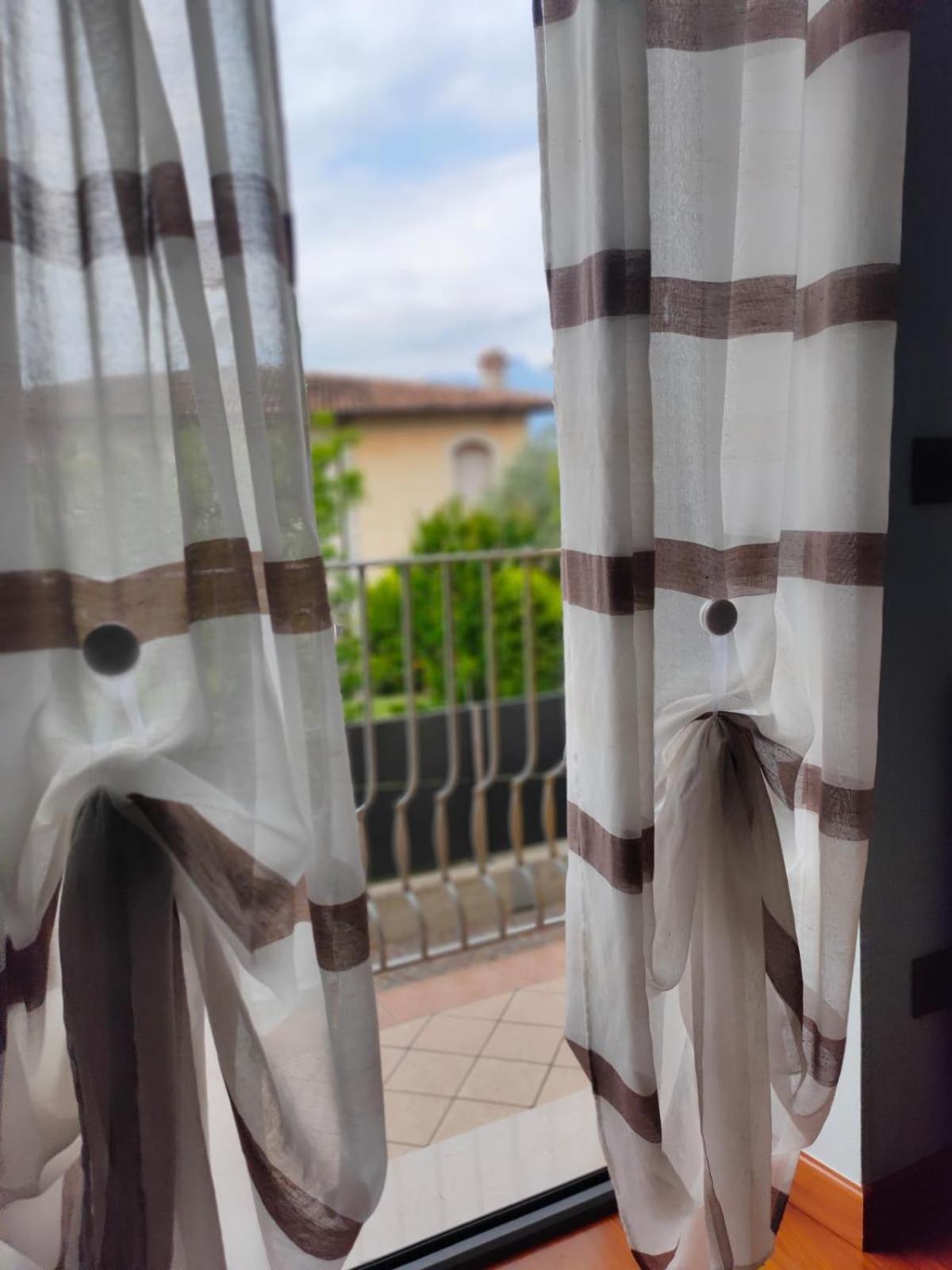 Garda Dreams Apartment Torri del Benaco Kültér fotó