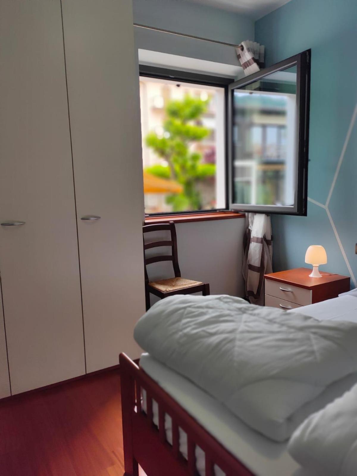 Garda Dreams Apartment Torri del Benaco Kültér fotó