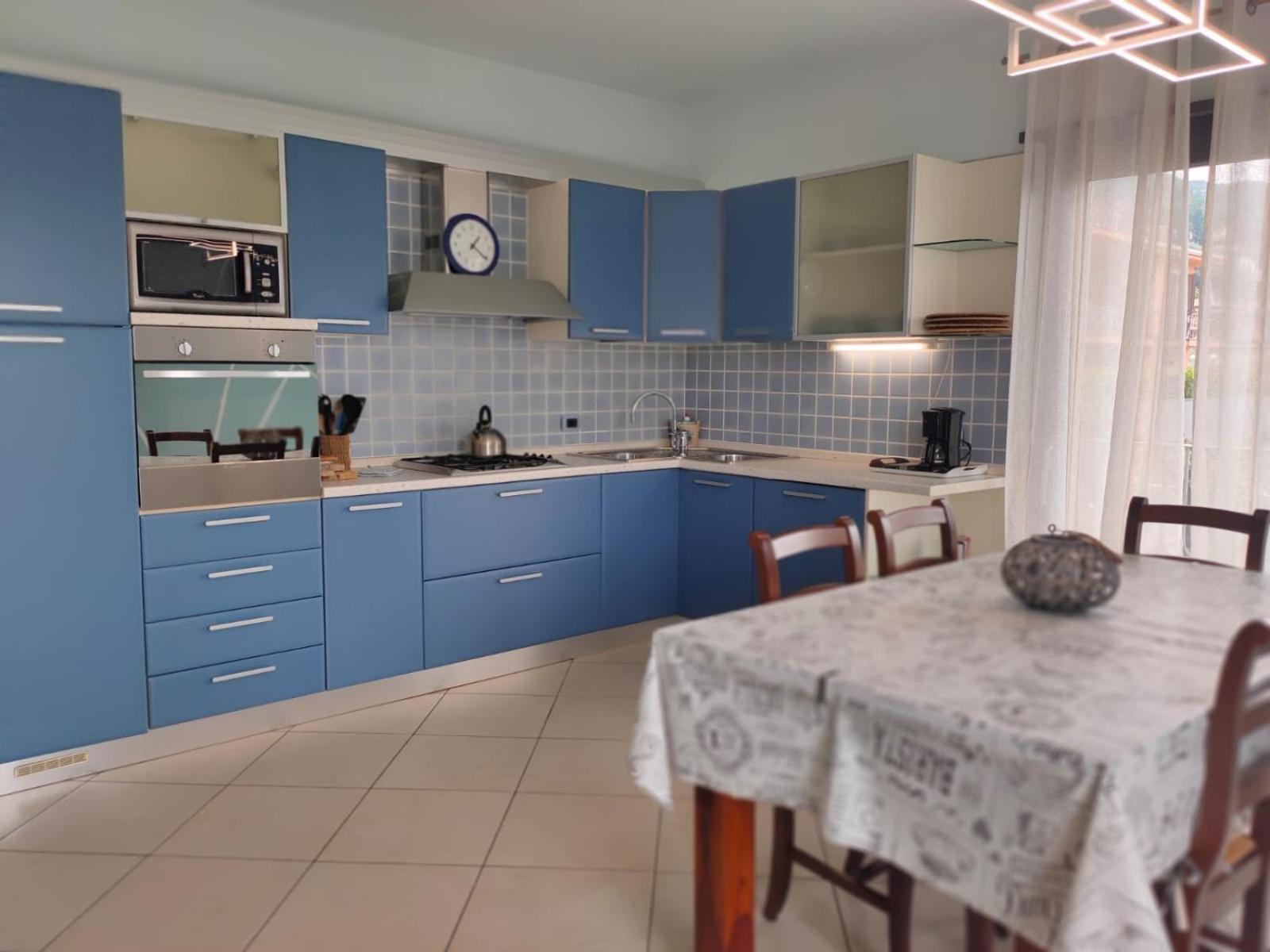 Garda Dreams Apartment Torri del Benaco Kültér fotó