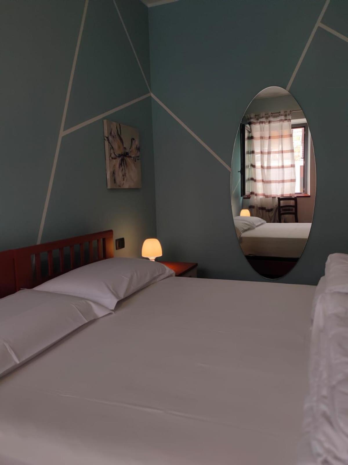 Garda Dreams Apartment Torri del Benaco Kültér fotó